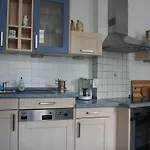 Bright Cozy Studio Flat In Leipzig