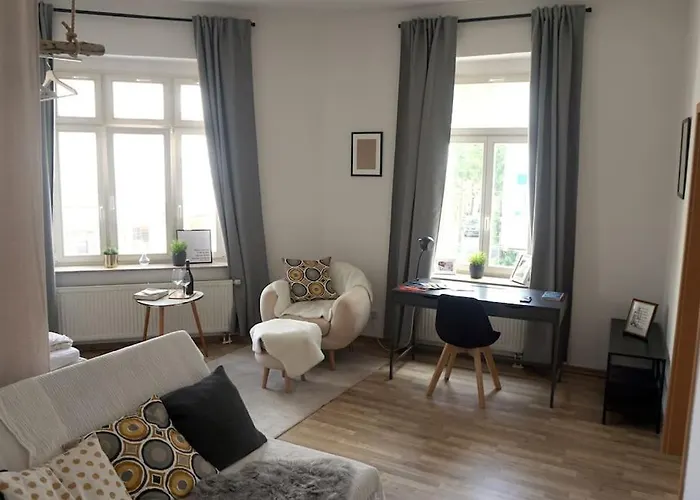 Bright Cozy Studio Flat In Leipzig