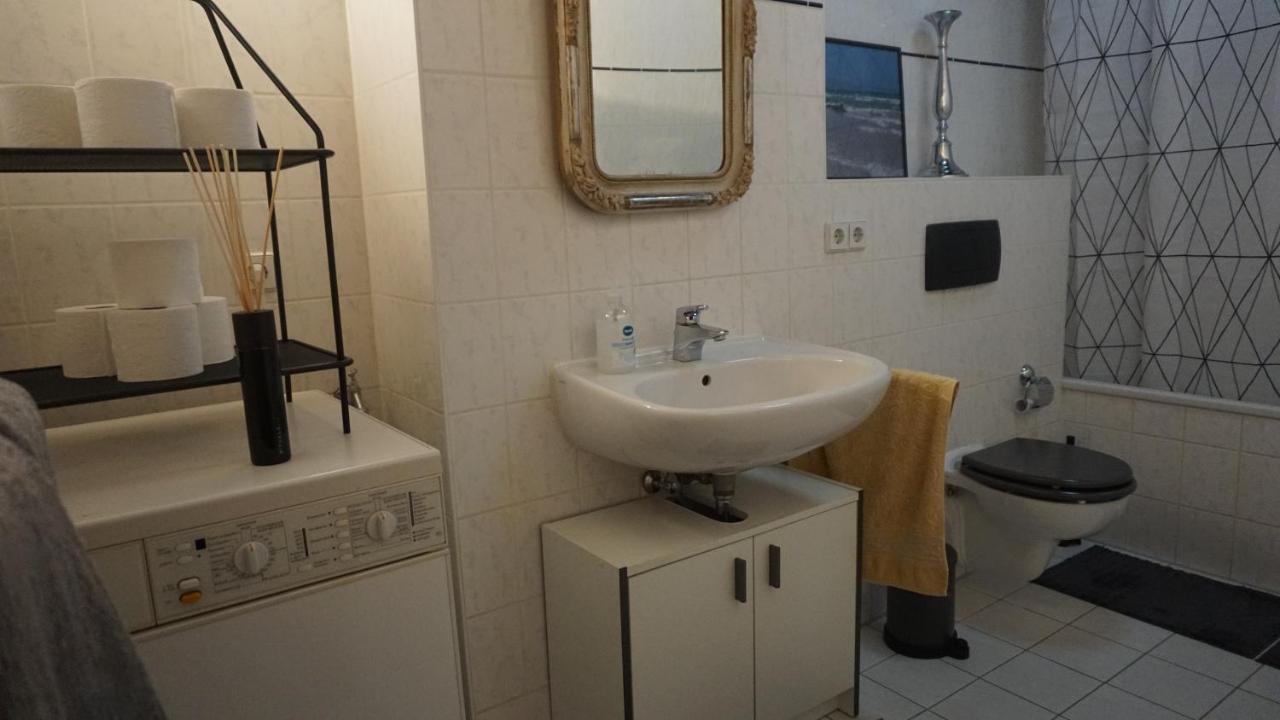 Bright Cozy Studio Flat In