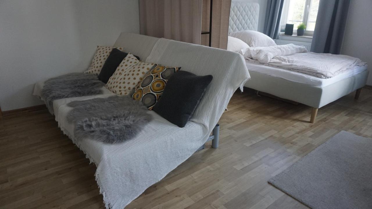 Bright Cozy Studio Flat In *